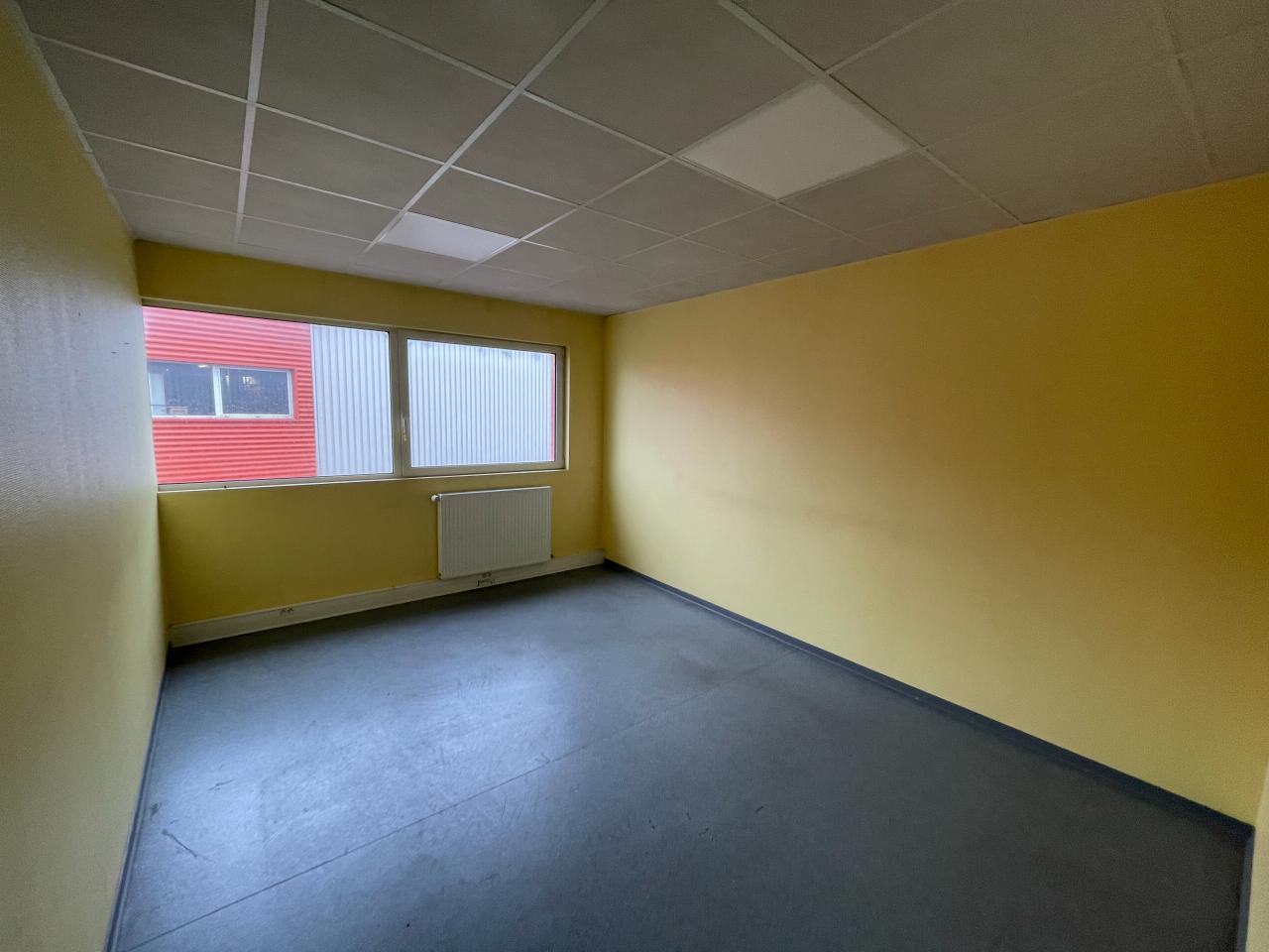 Local d'activité Fléville-devant-Nancy 420m² Location local d'activité Fléville-devant-Nancy Meurthe-et-Moselle OLACT2529932 1